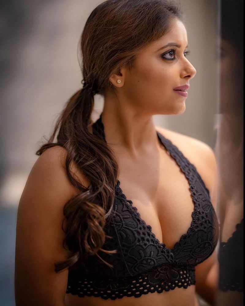 Sneha Paul Takes Off Her Clothes Make Hot and Bold Look In Her upcoming OTT  web series - Check Latest Photos - The National Bulletin