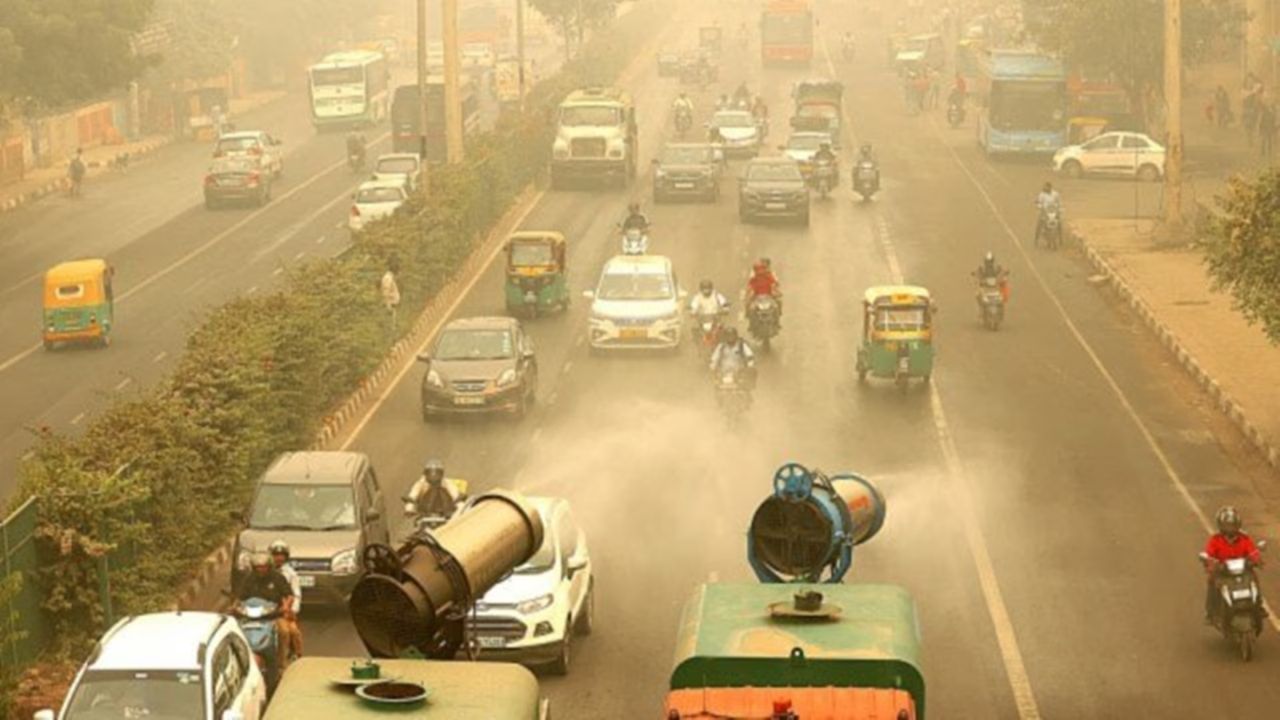 Delhi Chokes for Second Day as AQI Crosses 400, Remains in ‘Severe’ Zone