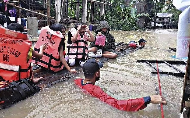 Heavy devastation in Philippines due to storm, landslides-floods killed 121 so far