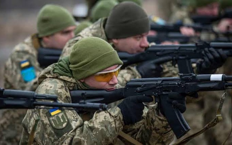 Ukraine claims 1 soldier killed, 6 injured in Russian attack