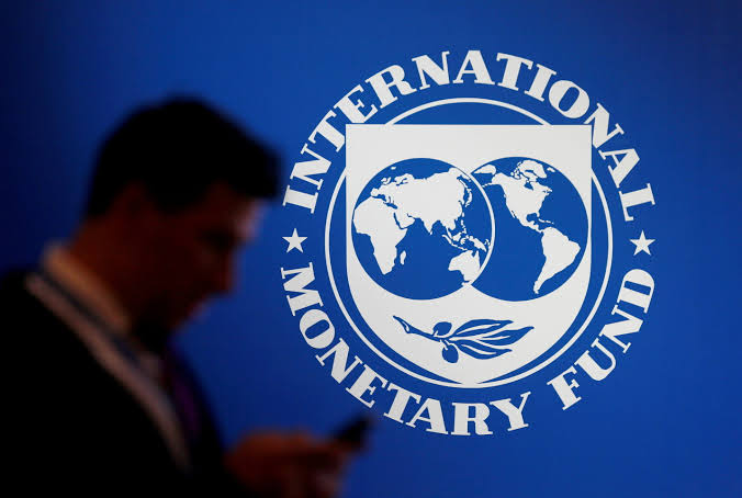 IMF cuts India's growth forecast for 2022 to 6.8 percent from 7.4%