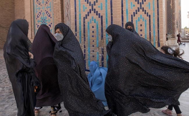 Taliban starts showing its colours, bars women from Teaching and attending Kabul University