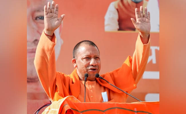 CM Yogi's big announcement on the occasion of Rakshabandhan, UP women will be able to travel in bus for free