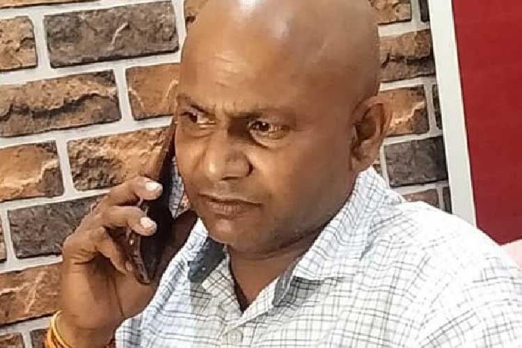 Journalist Passes Away In Unknown Condition Days After Exposing UP's Liquor Mafia