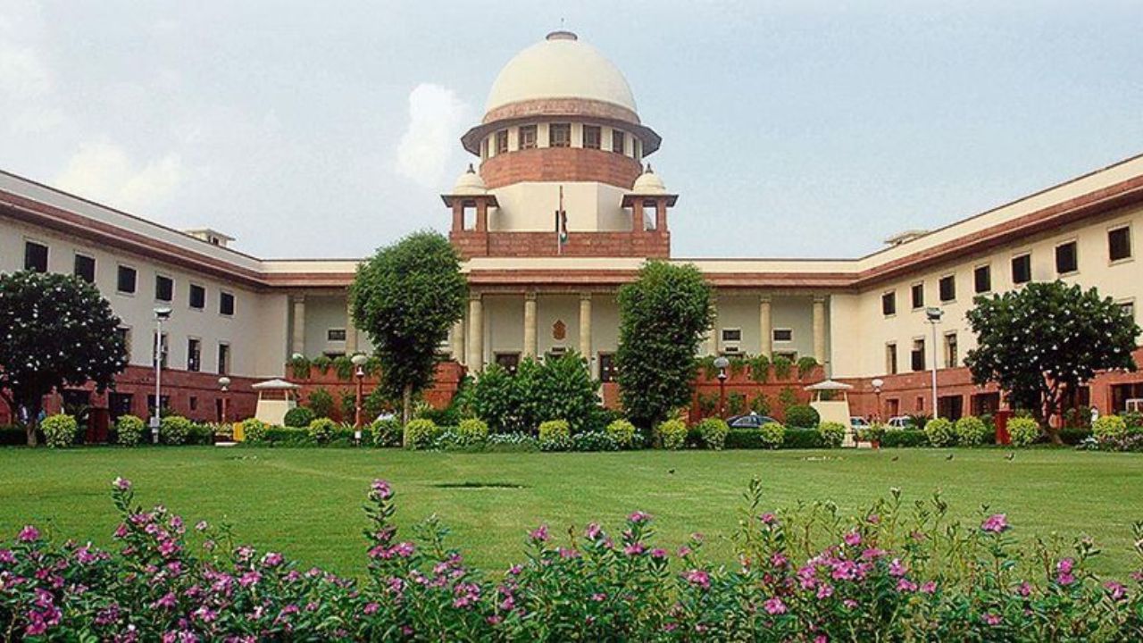 Supreme Court Urges CBI to Prove Its Independence: 'Must Show It’s an Uncaged Parrot’ in Kejriwal Bail Case'