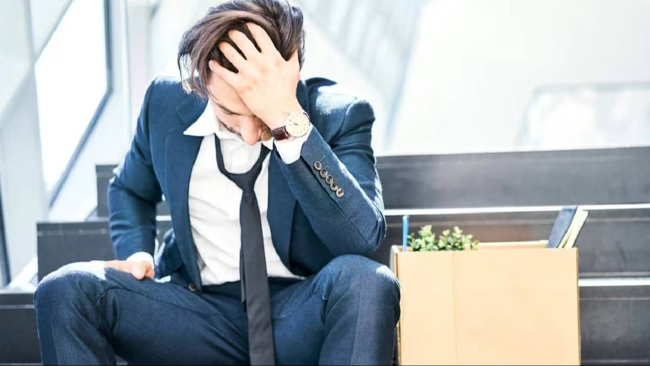 Toxic Workplace? New Employee Quits After Manager’s Shocking Response to Injury in Just Two Weeks