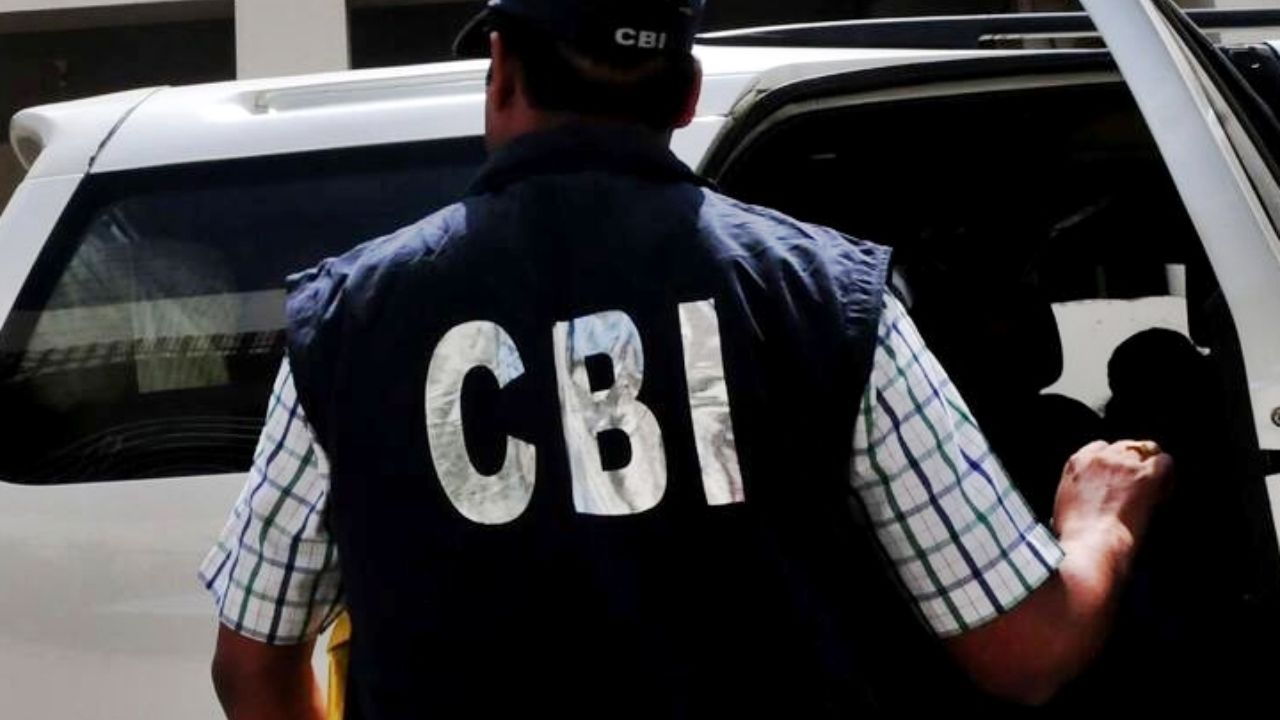 CBI Arrests Delhi Police Officials in Major Corruption and Bribery Case