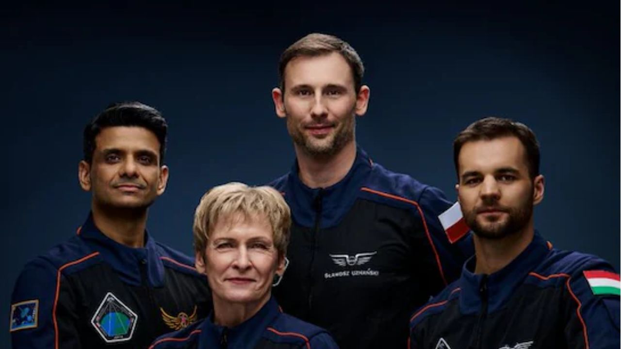 Axiom 4 Mission: Shubhanshu Shukla and Crew Orbit Earth, Docking at ISS Scheduled Today