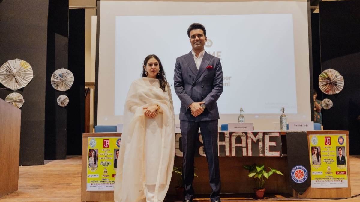 Sara Ali Khan supported the IAS initiative 'No Shame Movement', Amrita Fadnavis has also supported