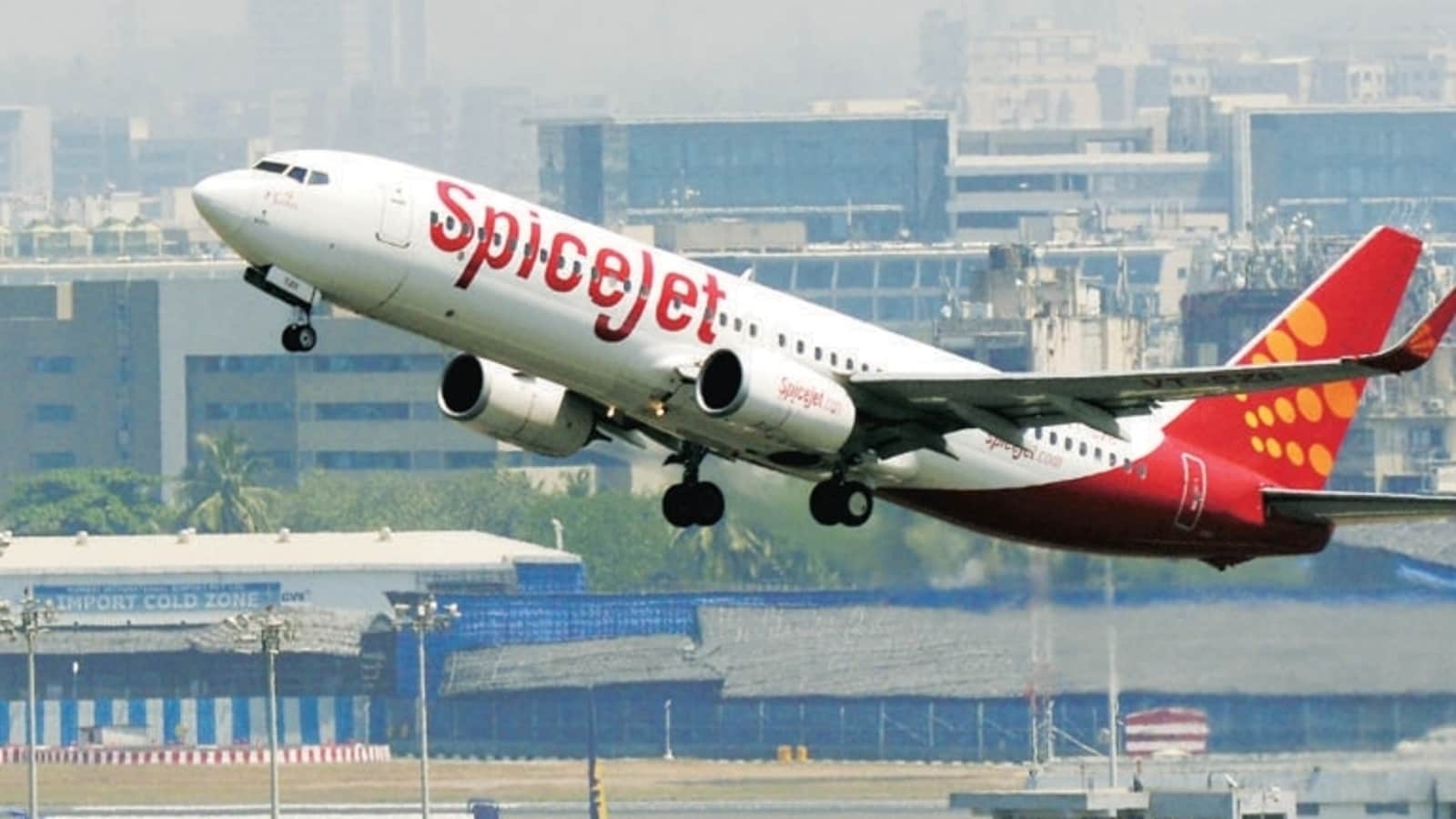 All SpiceJet flights should be closed, PIL filed in Delhi High Court amidst continuous malfunction