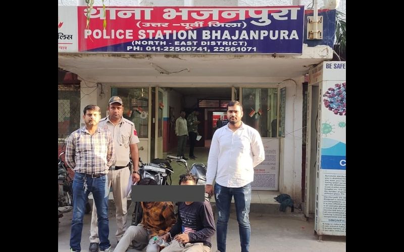 North East Team of Bhajanpura Police arrests Snatchers, recovers stolen motorcycles