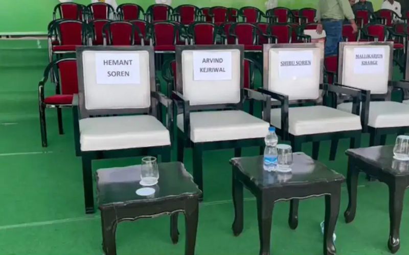 Empty Chairs on Stage for Jailed Arvind Kejriwal and Hemant Soren at INDIA Bloc Rally