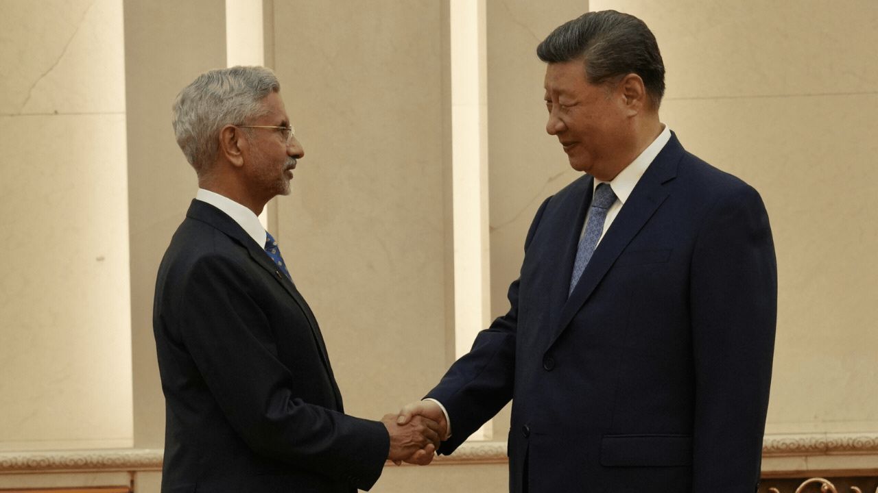 Jaishankar Meets Xi in Beijing, Conveys PM Modi’s Greetings Amid SCO Push for Improved Ties