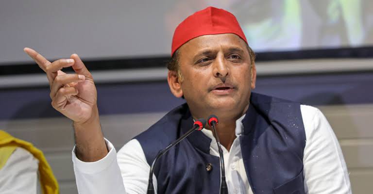 Akhilesh Yadav suffered a major setback, lost the post of Leader of Opposition in the UP Legislative Council