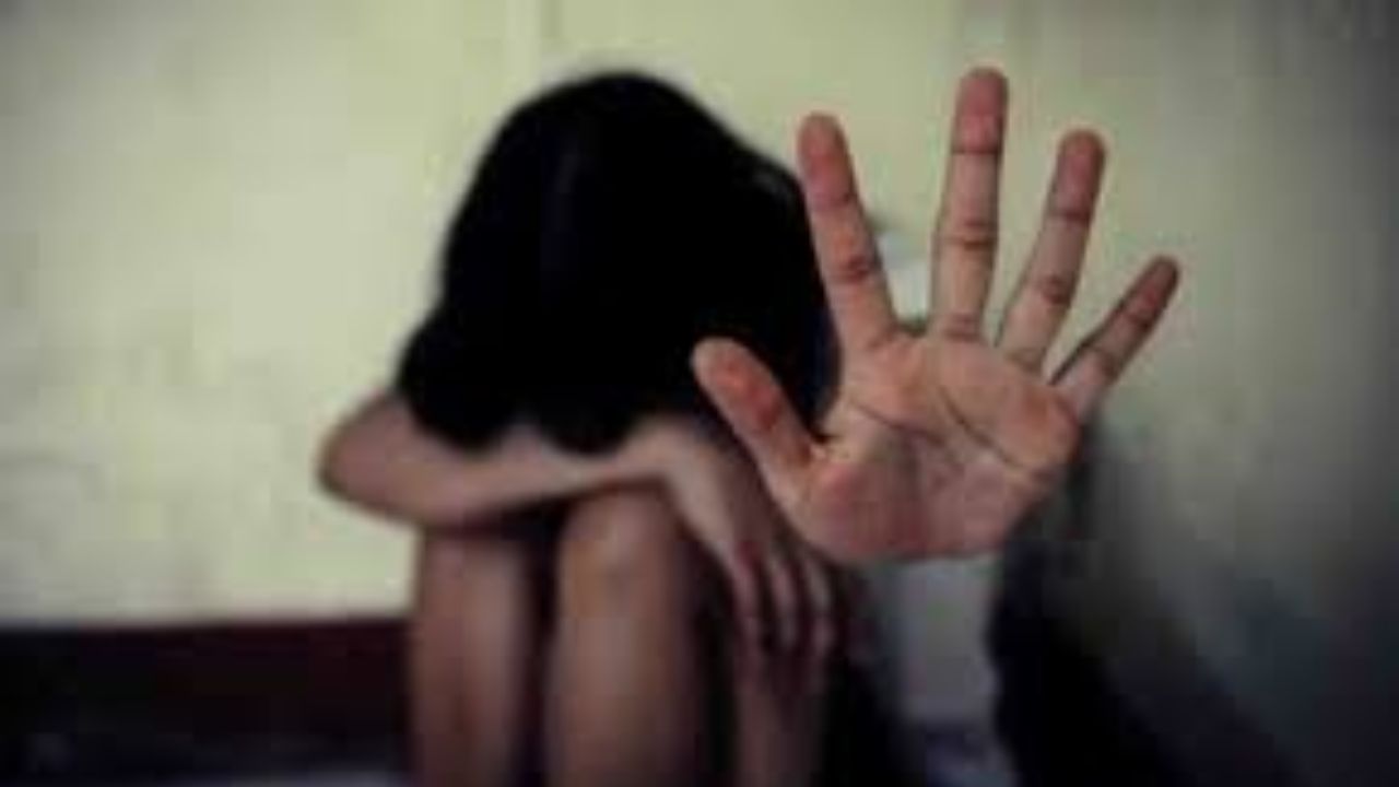 Andhra Pradesh: Lab Assistant Arrested for Filming Obscene Videos, Sexually Harassing 55 Female Students