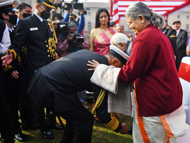 Navy Chief Admiral R. became the 25th Navy Chief. He took blessings by touching mother's feet as soon as she took charge