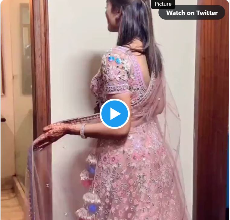 Watch Anjali Arora Viral Video - Once Again Headlines on Social Media - Watch Here