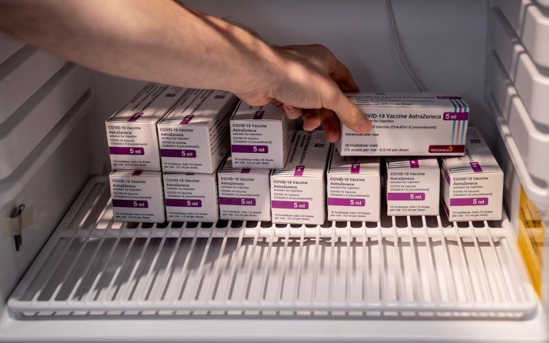 AstraZeneca Acknowledges Rare Blood Clot Risk of Covid Vaccine in Court for the First Time