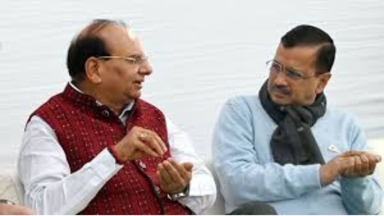 ACB Issues Notice to Arvind Kejriwal Over ₹15 Crore Allegation, Asks 5 Key Questions