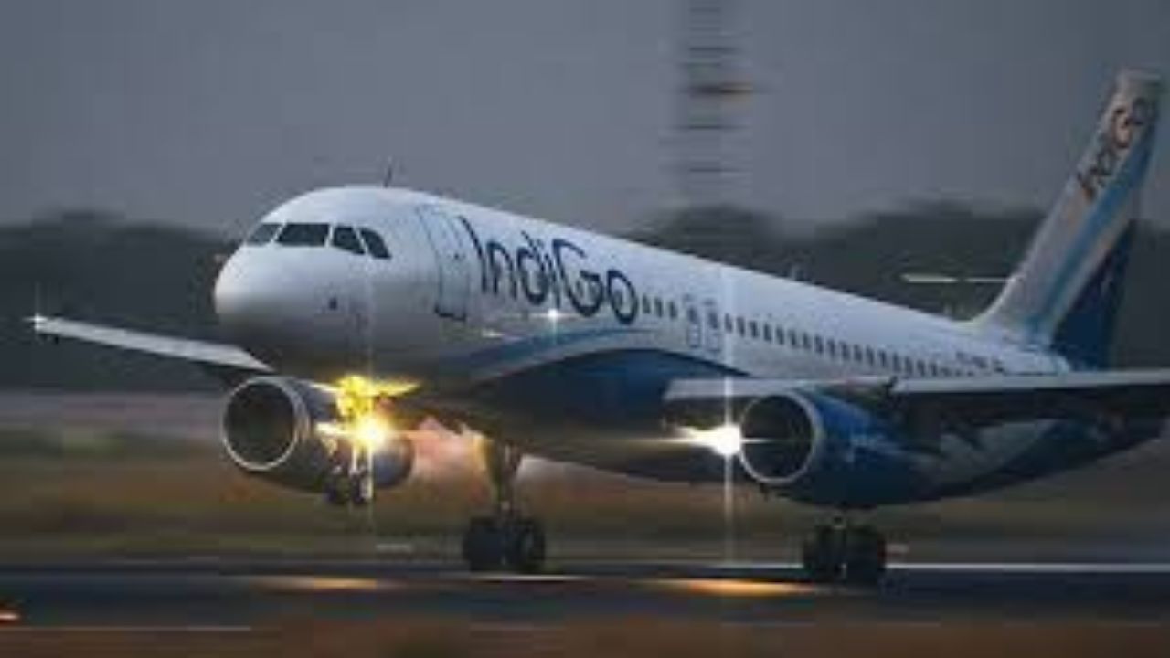 IndiGo Delhi-lmphal Flight Scare: Emergency Landing at IGl