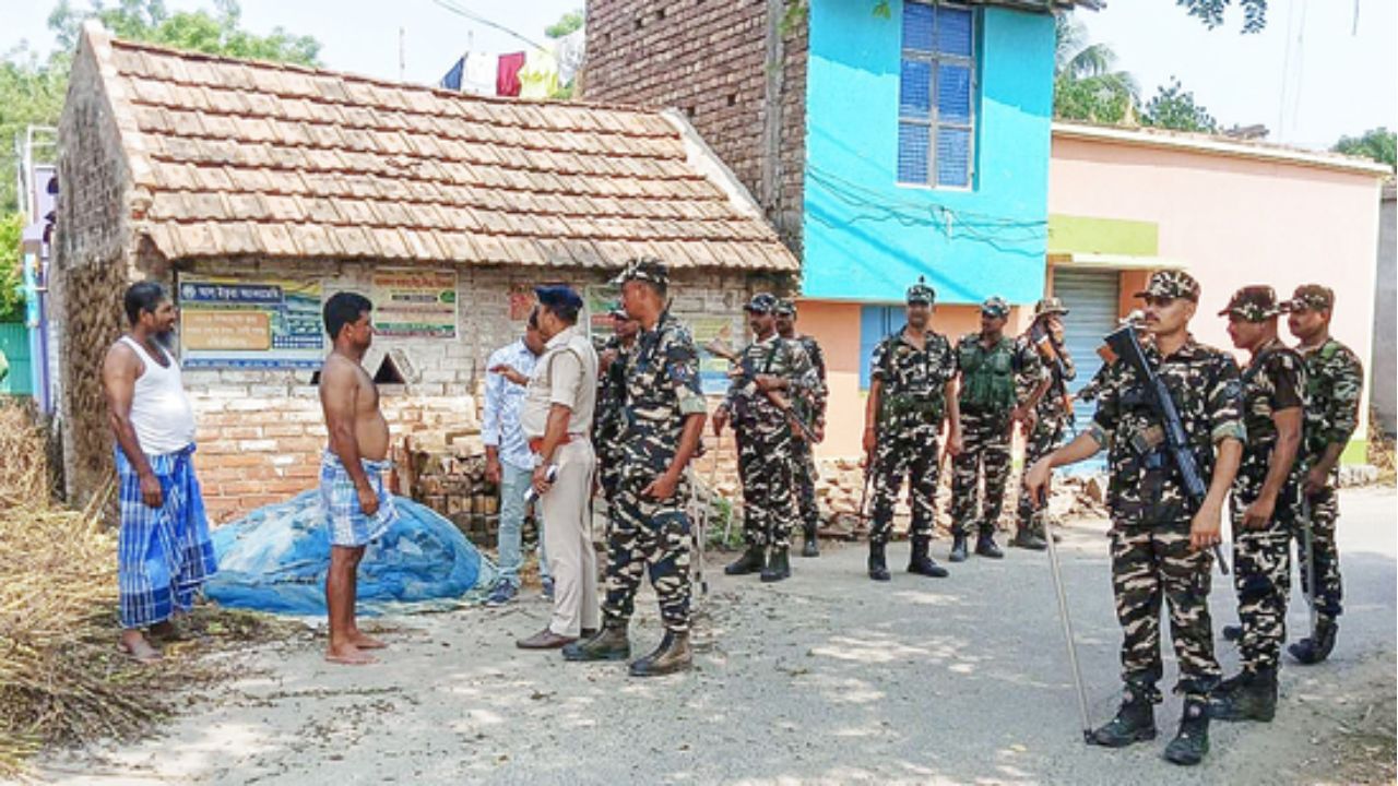 Kaliganj Bomb Blast Kills Bengal Teen During Bypoll Vote Counting
