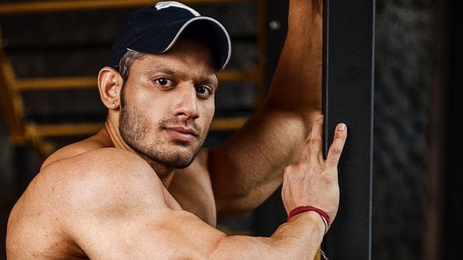 Bodybuilder Manoj Patil attempts suicide and blames Sahil Khan