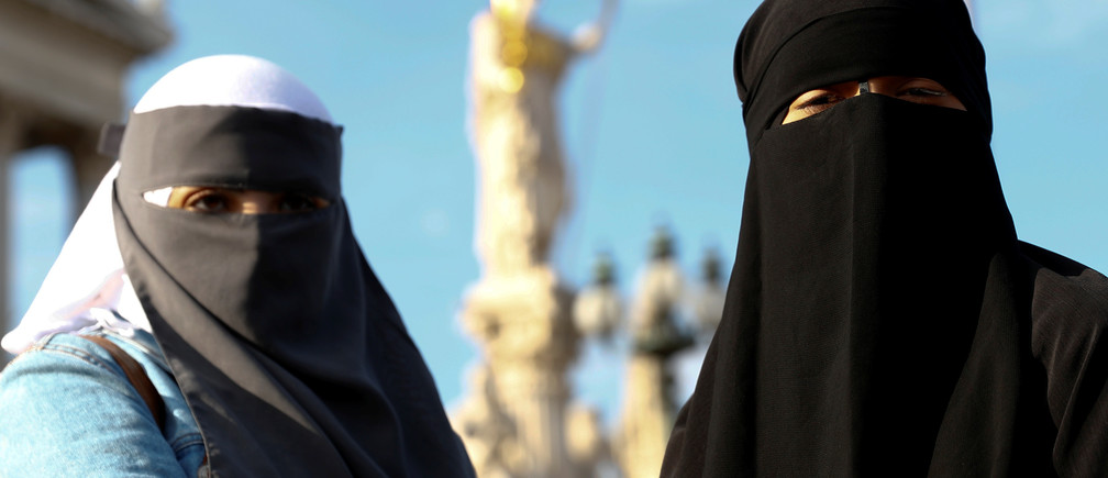 Petition against Talaq-e-Hasan in SC: Divorce is called 3 times in 3 months, Victim demands Supreme Court should ban it too