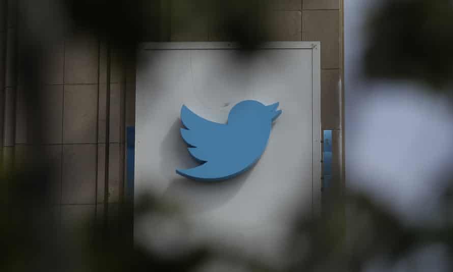 Twitter appoints interim chief compliance officer, loses 3rd party legal shield in India