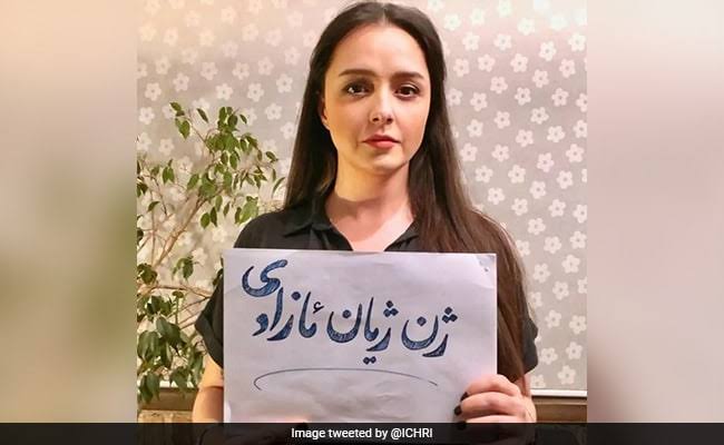 Oscar-winning film actress arrested in Iran for supporting anti-hijab protests