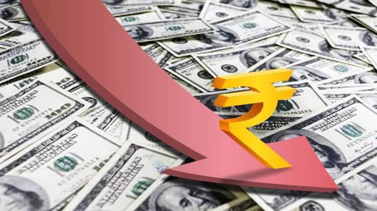 Indian economy affected by rupee depreciation and selling