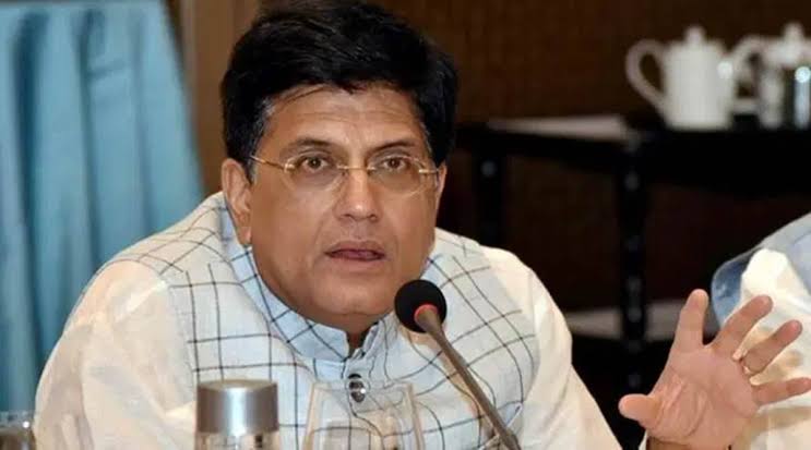 Piyush Goel is willing to change regulations to ensure that Mutual Funds Disclaimers in commercials should be readable
