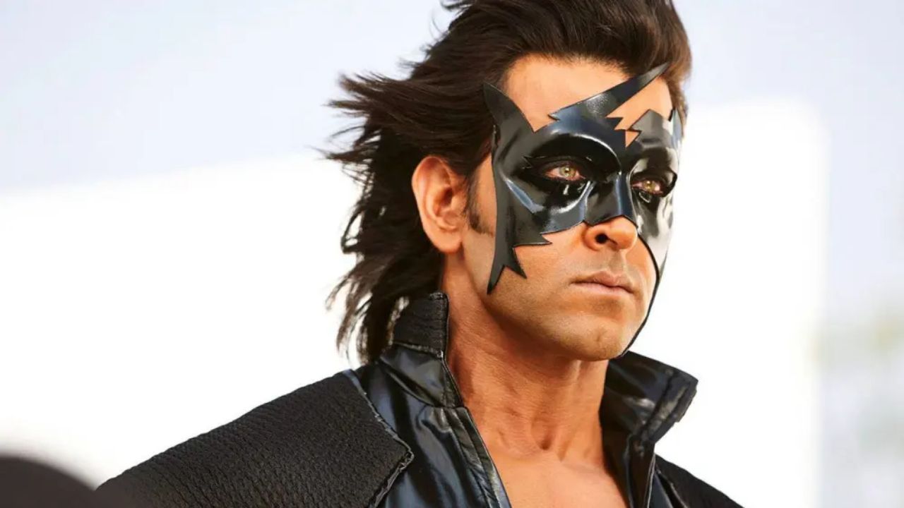 Hrithik Roshan to Make Directorial Debut with Krrish 4; Hints Were Always There
