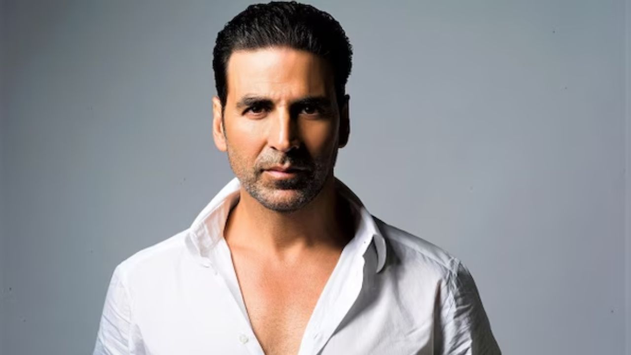 Akshay Kumar Shares Shocking Story of Male Fan Kissing Actress Without Consent: ‘I Was Watching…’