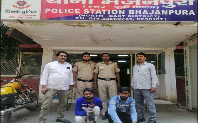 North East Team of Bhajanpura Police apprehends snatchers within 24 hours, recovers Mobile Phones, and Stolen Scooty among others