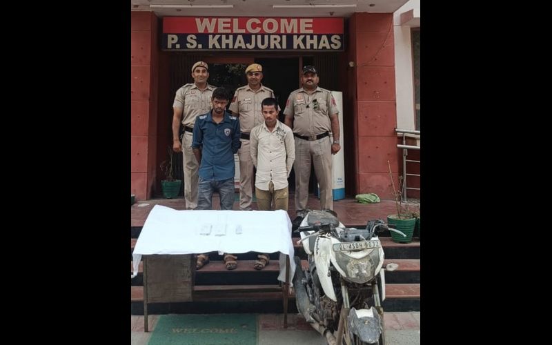 North East Team of Khajuri Khas Police apprehends Notorious Robbers previously involved in Snatching and Theft, recovers Knives, Motorcycles, and Mobile Phones