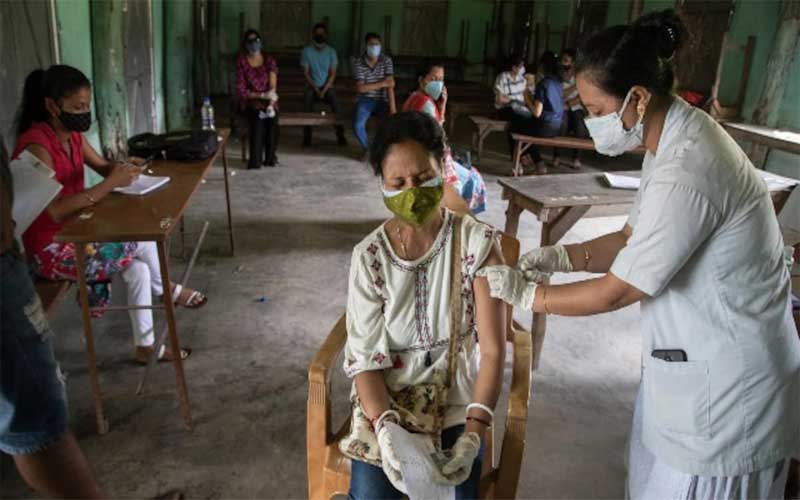No vaccination jabs available at govt centres in Noida on Tuesday