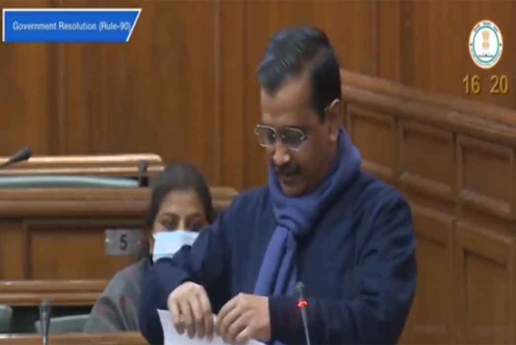 Delhi CM tears up copies of three farm bills in the assembly to support farmers' protest