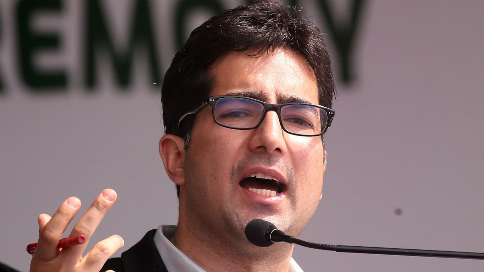 Former IAS Shah Faesal wants to return to service, says