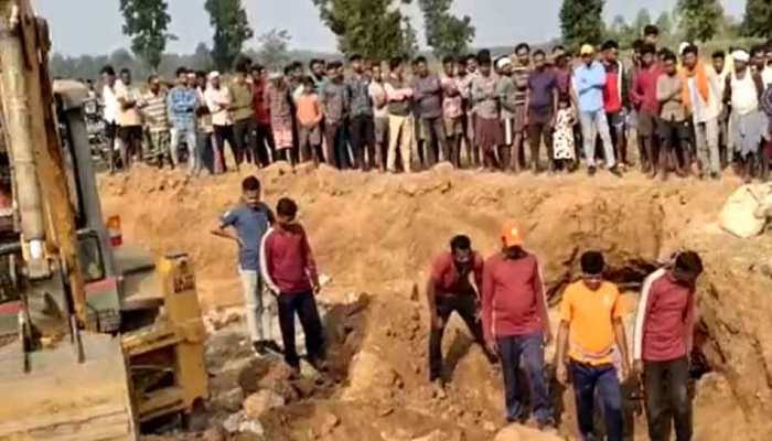 Many villagers trapped due to mine collapse in Chhattisgarh, 7 died, rescue operation continues
