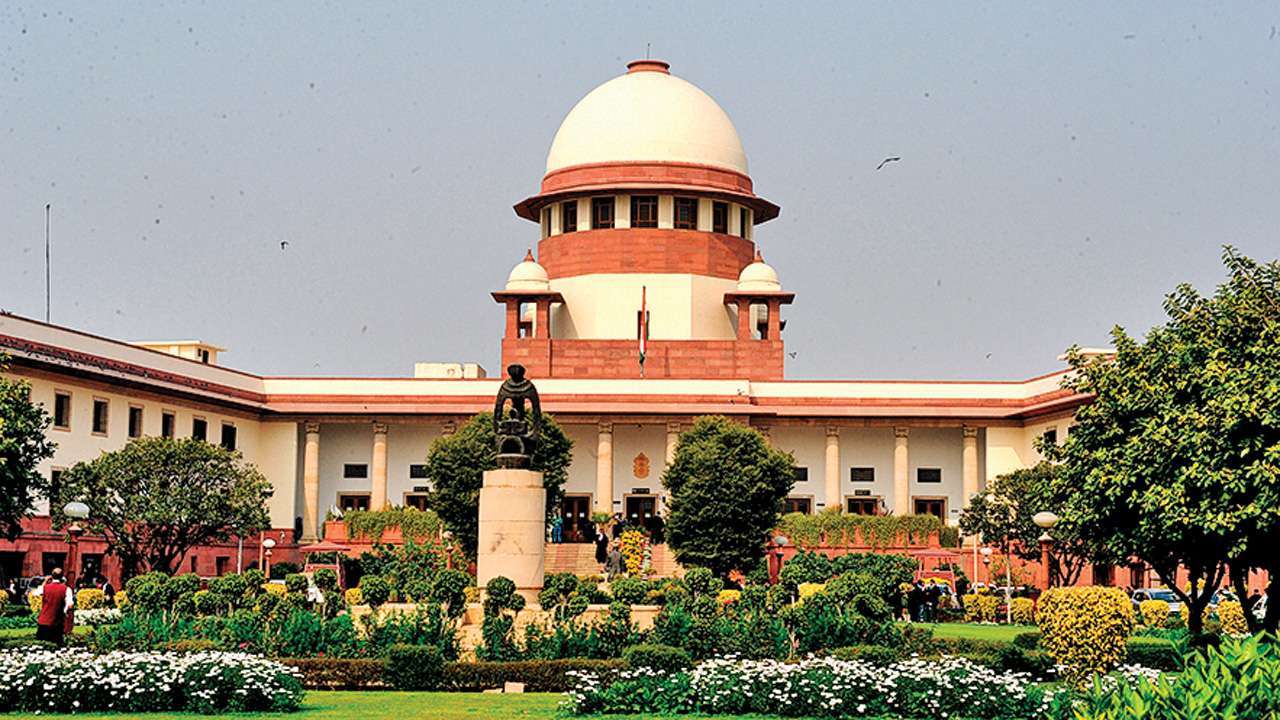 Breaking- Farmers have right to protest but cannot block roads says Supreme Court