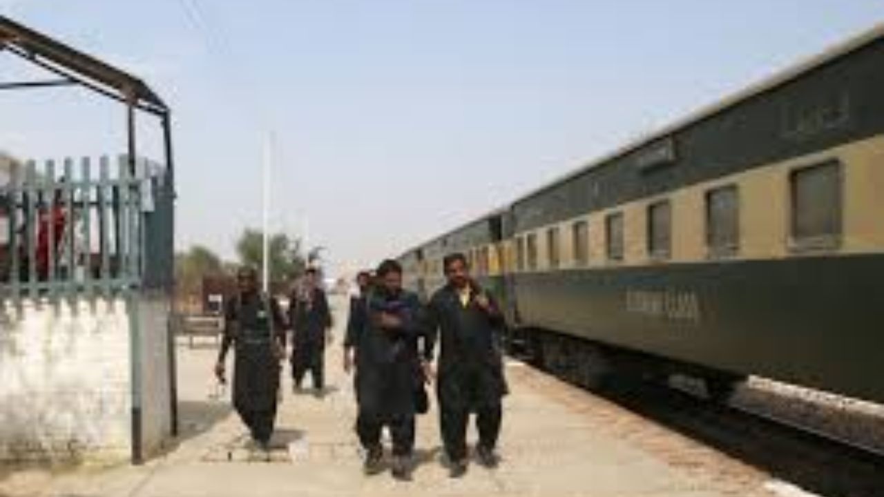 Pakistan Train Hijacking: Hostage Rescue Efforts Hampered by Suicide Bombers