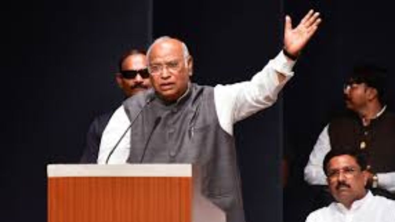 Kharge Says Modi Should Have Raised ‘Inhumane’ Treatment of Deported Indians with Trump