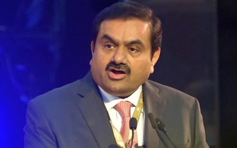 Gautam Adani became the richest person of the country, left behind Mukesh Ambani