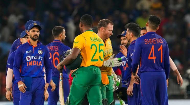 LIVE: India vs South Africa: Shahbaz Ahmed takes the first wicket of his ODI career, Malan Out After 25 runs
