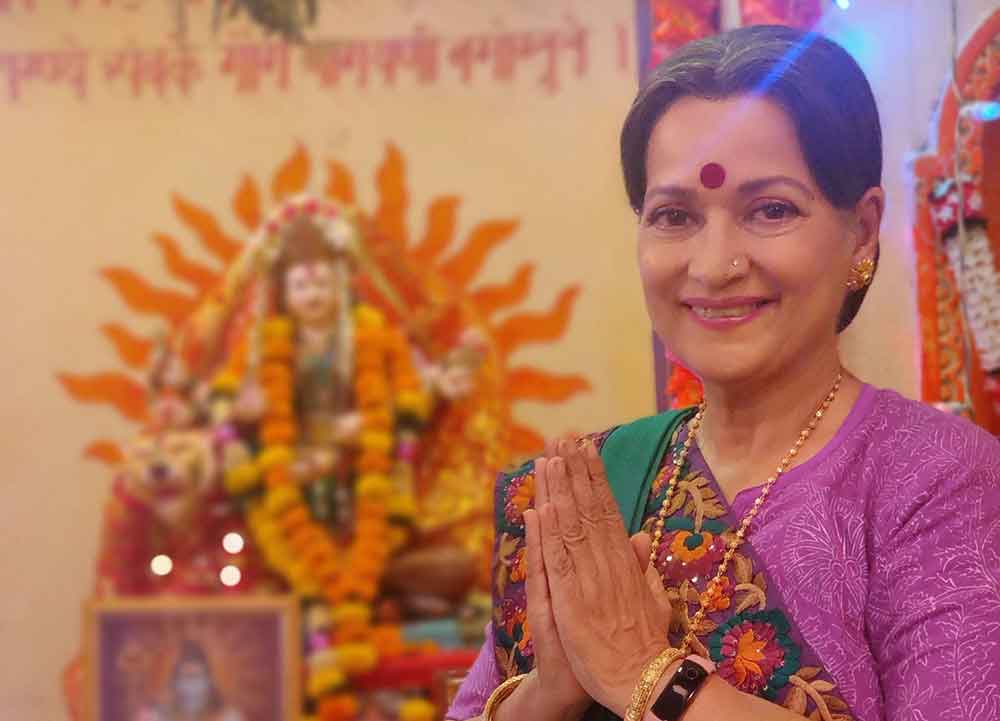 A positive attitude serves as a weapon to defeat Covid-19: Himani Shivpuri