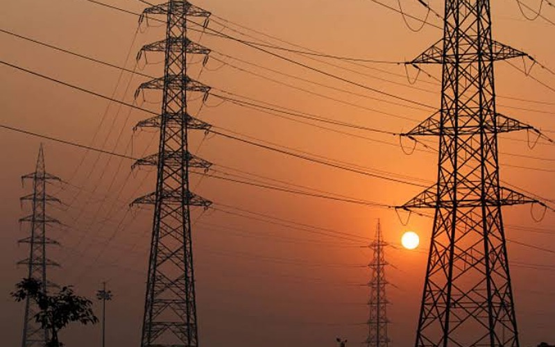 Punjab News : Power crisis  in Punjab,  Powercom cuts power for 10 to 12 hours