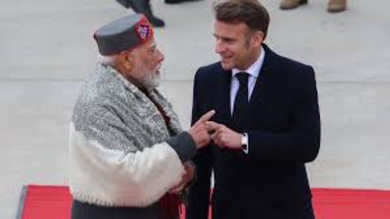 PM Modi, Macron Discuss Ukraine & West Asia Conflicts, Stress on Peace