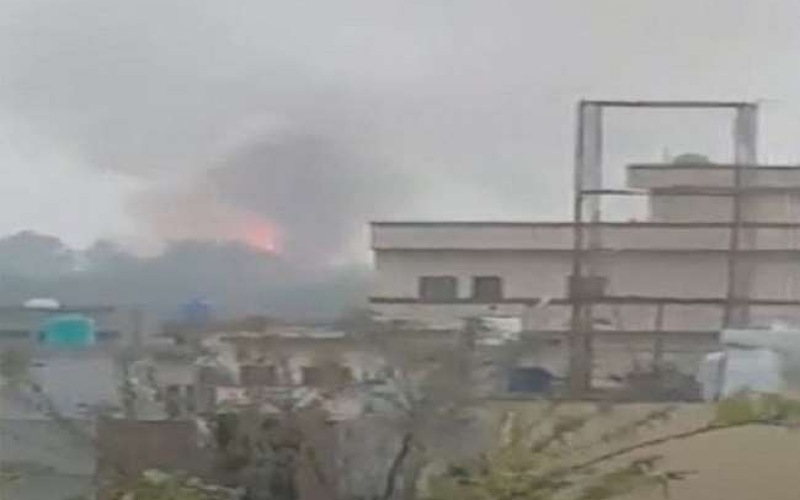 Blast in Pakistan - Multiple explosions at Pakistan's Sialkot military base