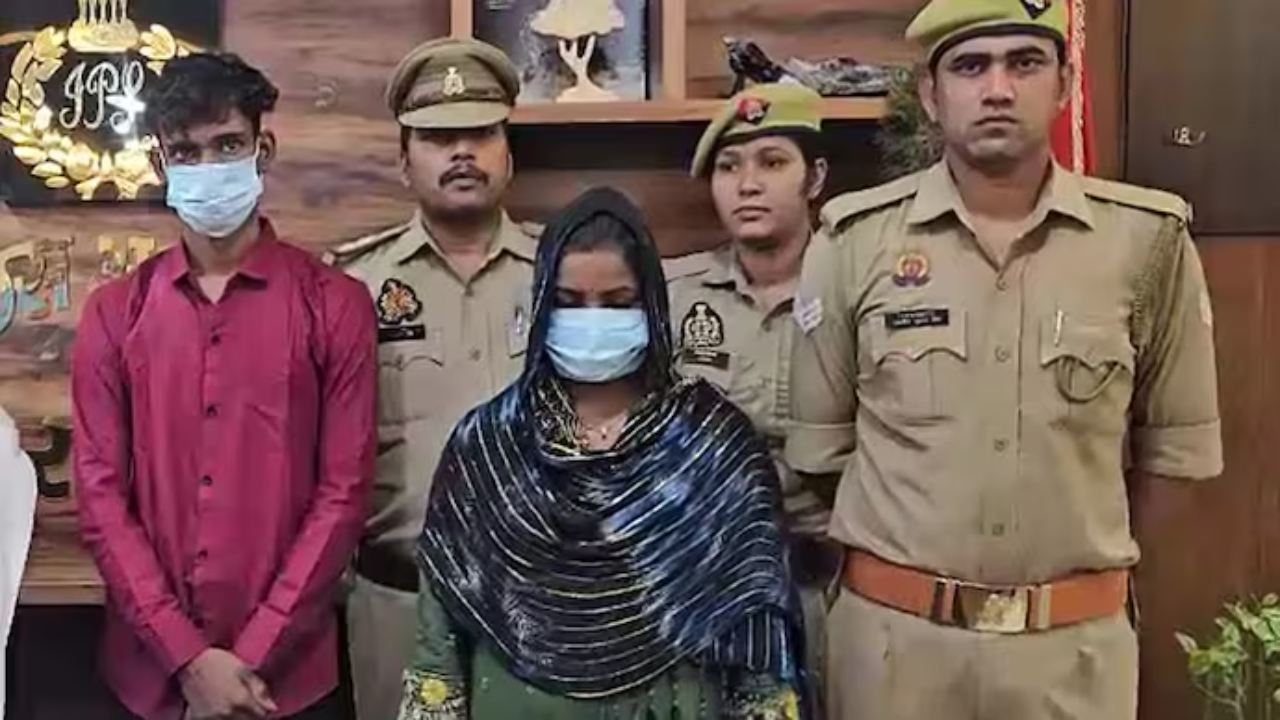 UP Woman, Lover Kill Husband; Take Child Along To Dump Body On Bike