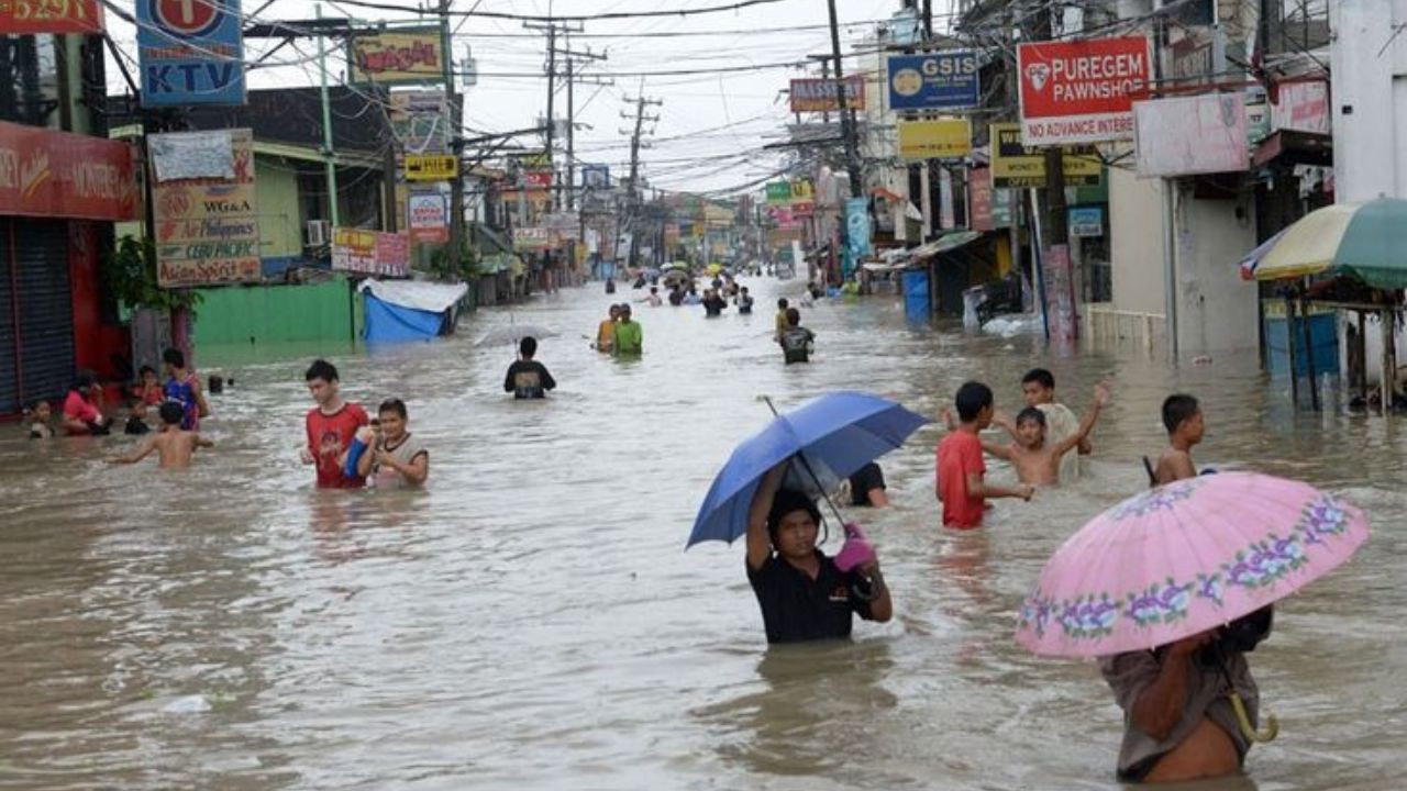 Kerala Rain Alert: IMD Issues Red Warning for Flood-Prone Areas